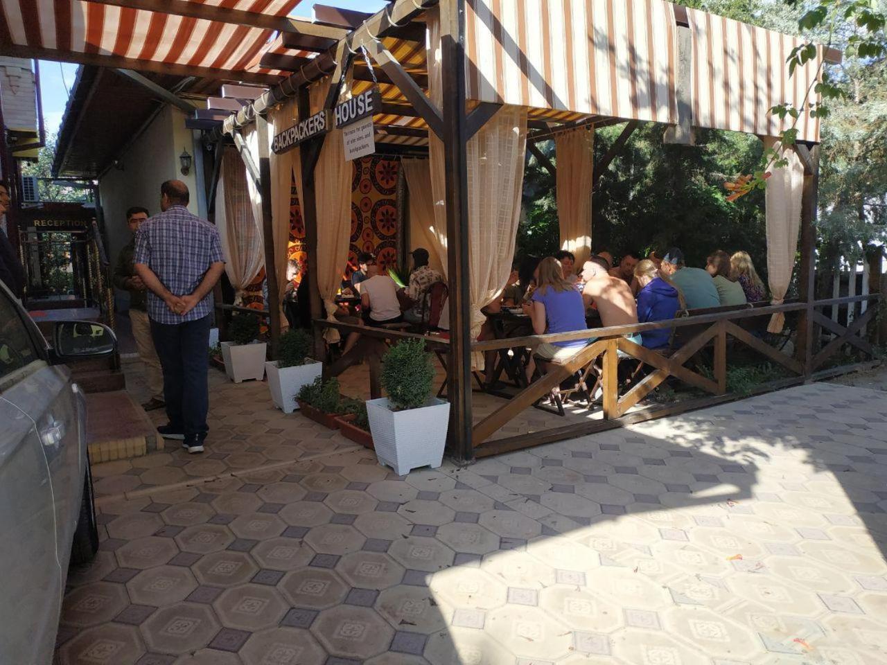 Sim Sim Hostel & Guest House Near The Church Semerkant Dış mekan fotoğraf