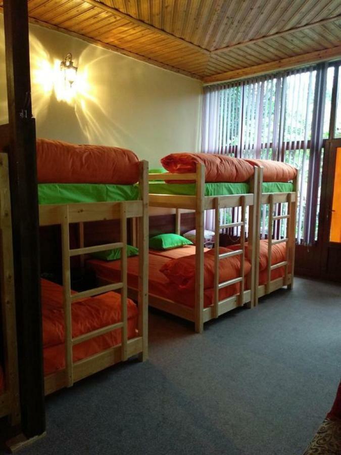 Sim Sim Hostel & Guest House Near The Church Semerkant Dış mekan fotoğraf